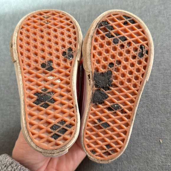 Vans sparkly pink toddler girls shoes in used good condition size US 5t - Picture 3 of 3